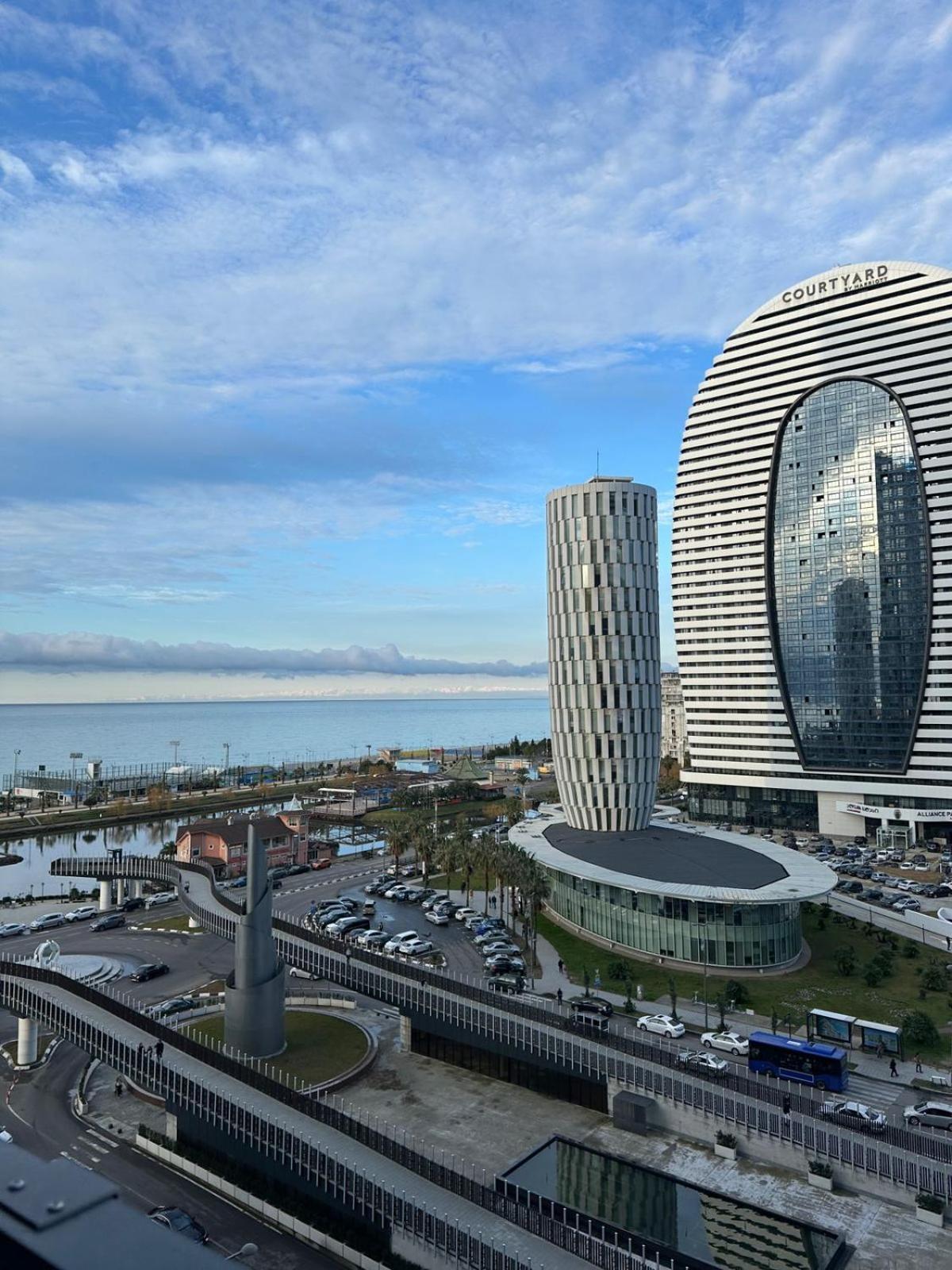 Orbi Cyti Sea View *